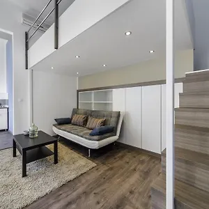 D53 , Budapest Hungary